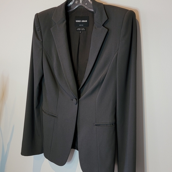 Giorgio Armani Women’s Blazer Jacket — Size 42 - Picture 2 of 15